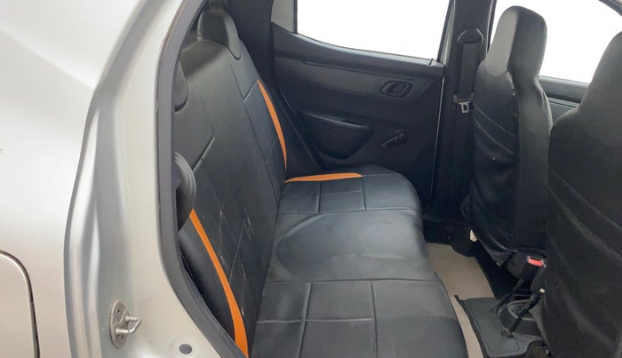 2016 Renault Kwid RXT 1.0, Petrol, Manual, 62,552 km, Right Side Rear Door Cabin