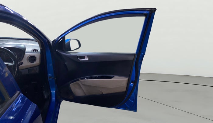 2017 Hyundai Grand i10 SPORTZ (O) 1.2 KAPPA VTVT, Petrol, Manual, 73,145 km, RHS Front Door