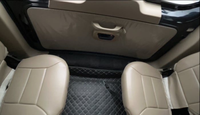 2023 Mahindra BOLERO NEO N10 R, Diesel, Manual, 44,266 km, Third Seat Row ( optional )