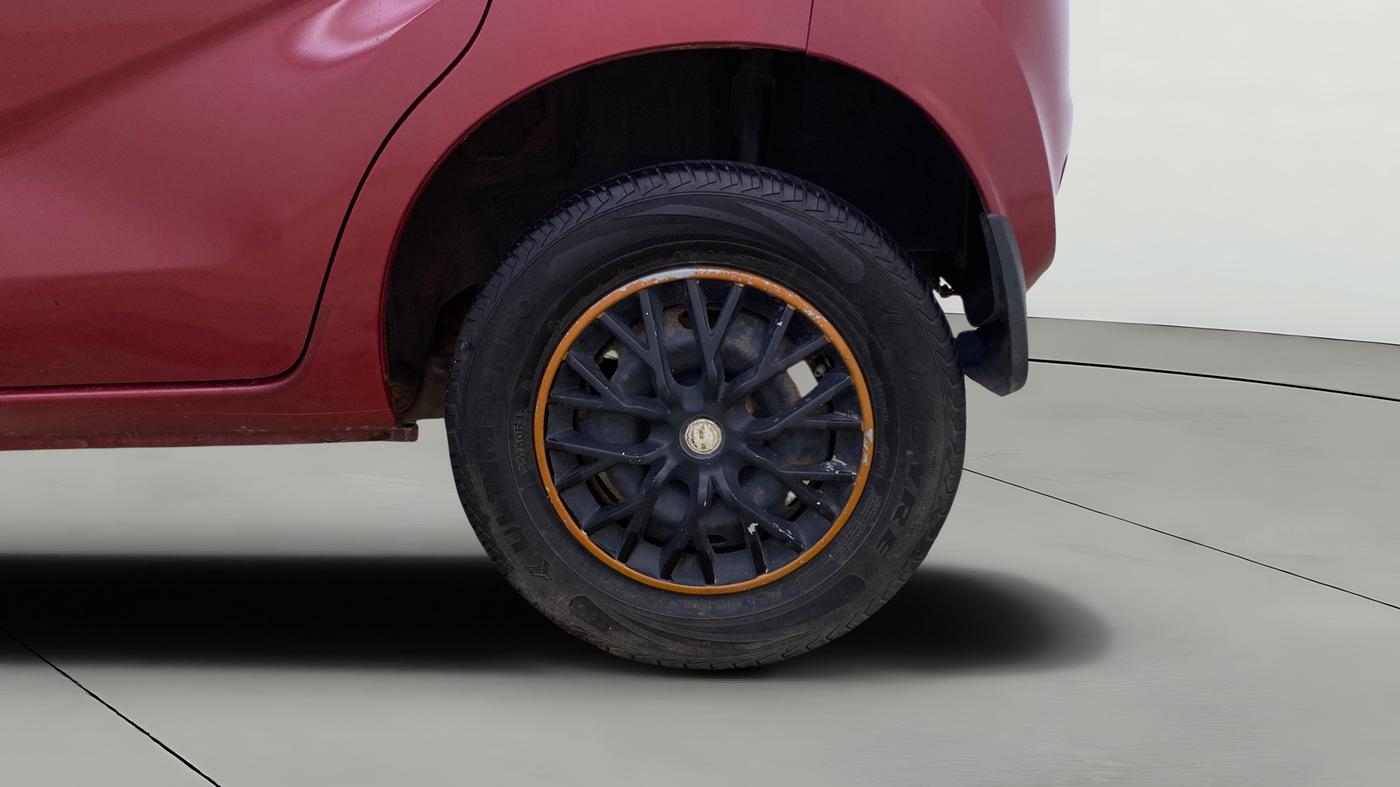 2019 Datsun Redi Go T (O), Petrol, Manual, 28,678 km, Left Rear Wheel