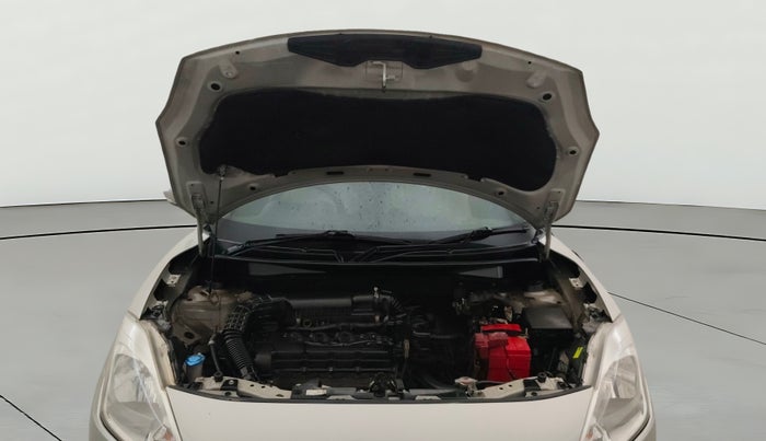 2018 Maruti Swift ZXI, Petrol, Manual, 1,09,200 km, Open Bonet