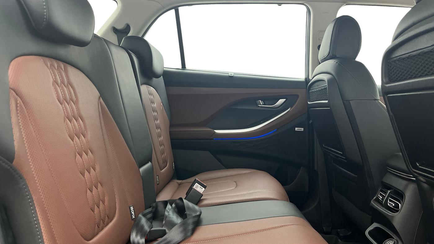 2022 Hyundai ALCAZAR PLATINUM 2.0 MT 7STR, Petrol, Manual, 15,300 km, Right Side Rear Door Cabin