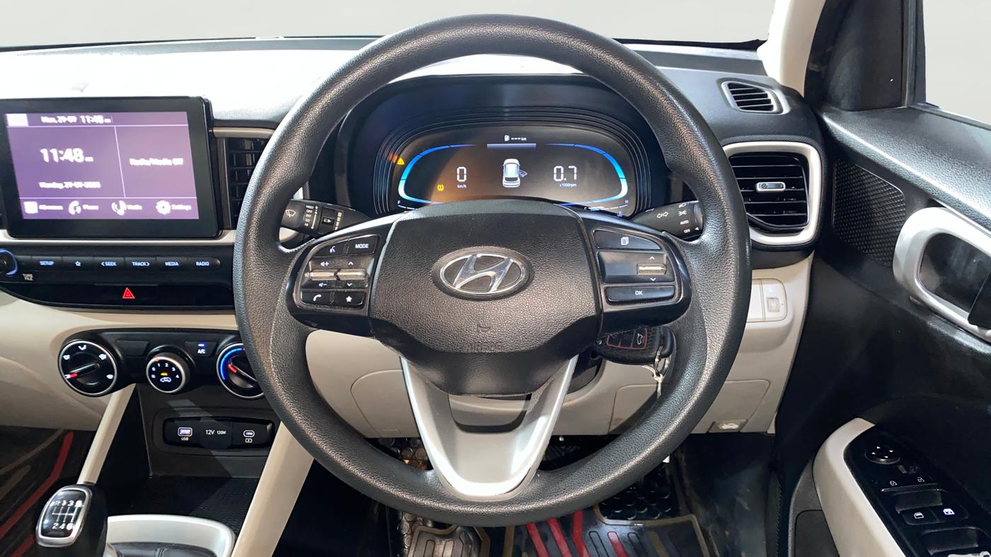 2022 Hyundai VENUE S PLUS 1.5 CRDI, Diesel, Manual, 59,596 km, Steering Wheel Close Up