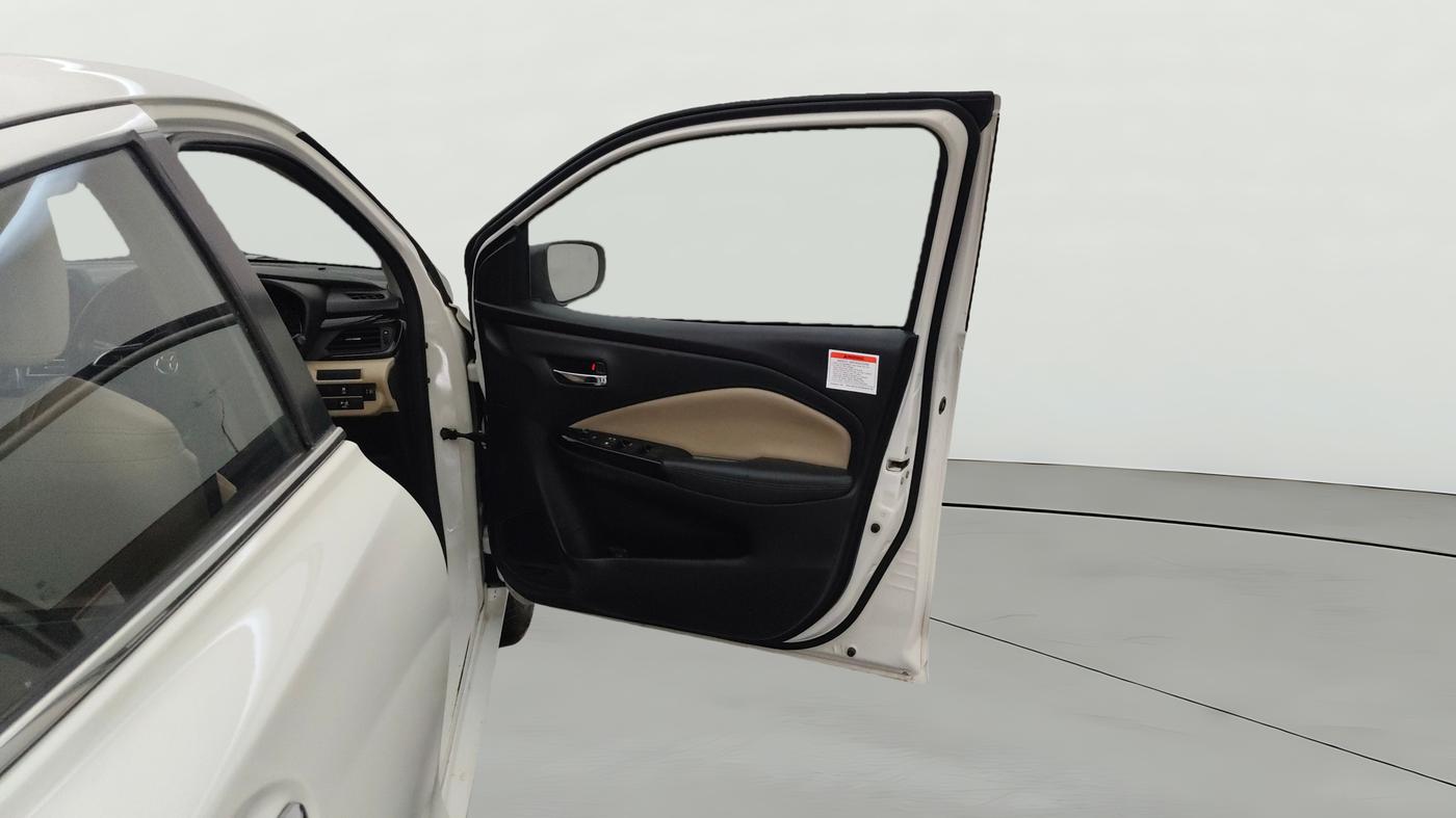 2024 Toyota Glanza G E-CNG, CNG, Manual, 67,367 km, RHS Front Door