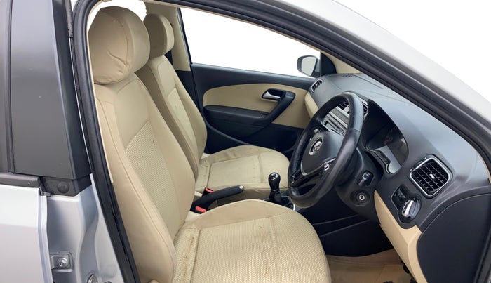 2015 Volkswagen Polo HIGHLINE1.2L, Petrol, Manual, 63,107 km, Right Side Front Door Cabin