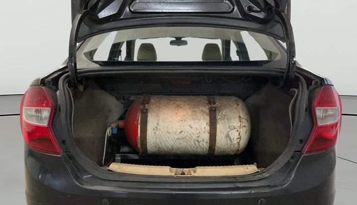 2015 Ford Figo Aspire TITANIUM 1.2 PETROL, CNG, Manual, 73,637 km, Boot Open Zoomed View