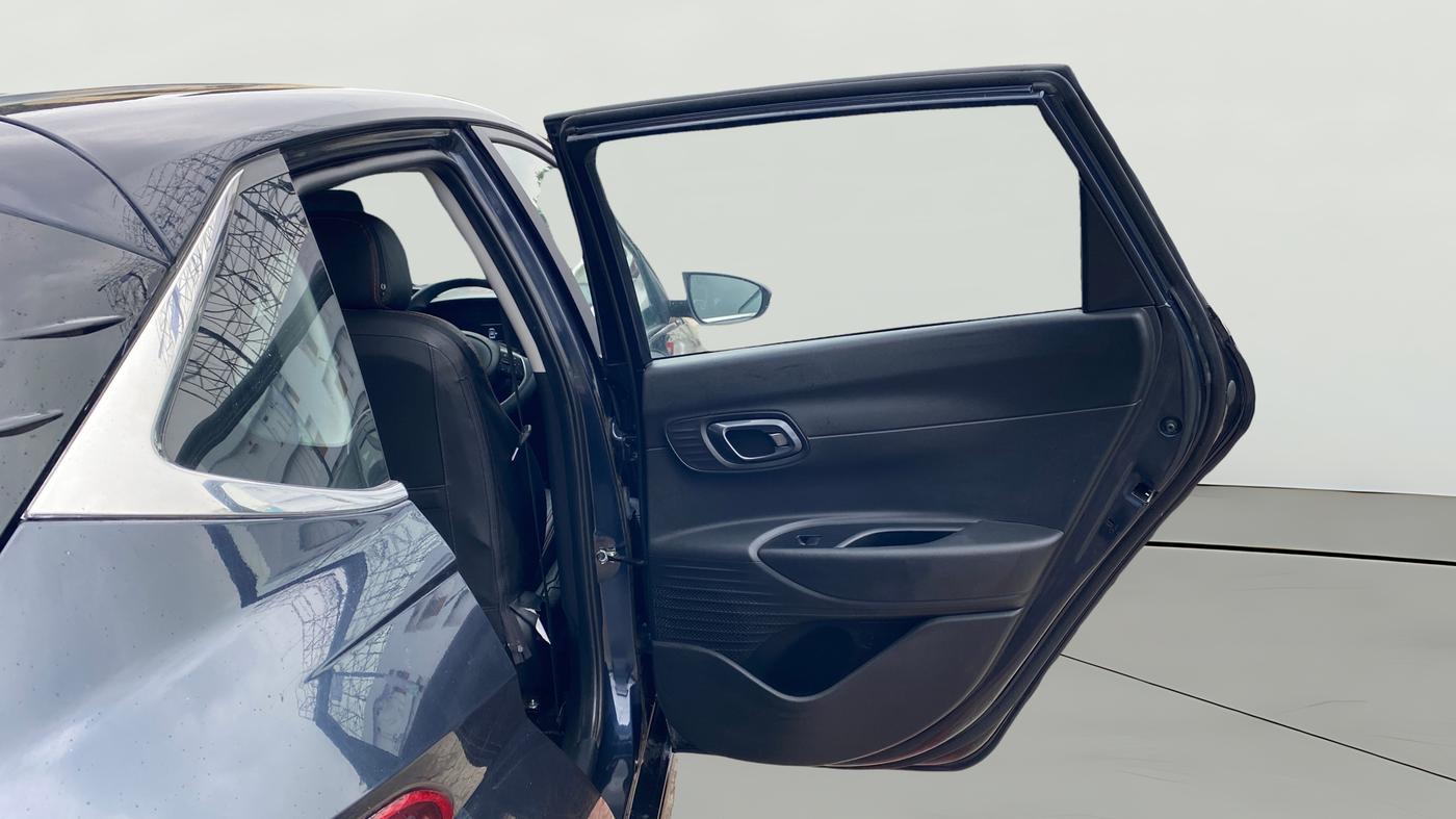 2022 Hyundai NEW I20 Sportz 1.2 IVT, Petrol, Automatic, 2,609 km, RHS Rear Door
