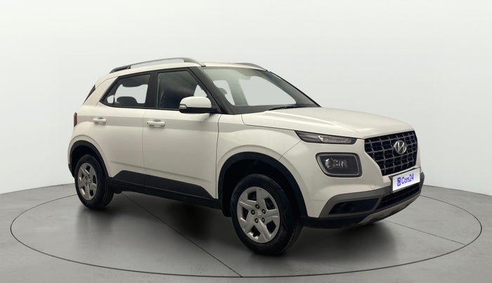 2021 Hyundai VENUE S+ 1.2, Petrol, Manual, 8,602 km, Right Front Diagonal