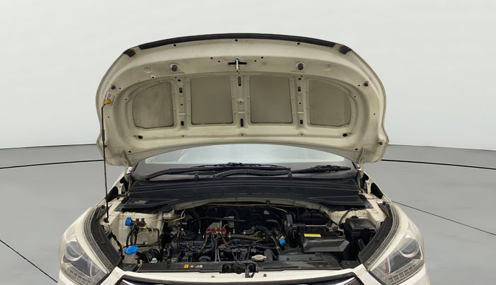 2016 Hyundai Creta SX PLUS AT 1.6 PETROL, CNG, Automatic, 71,230 km, Open Bonet