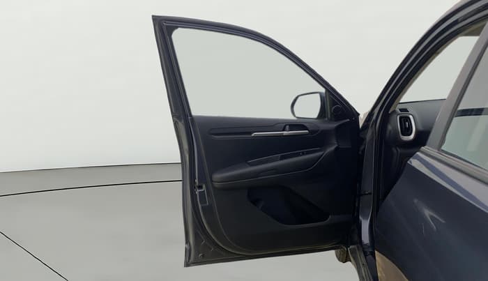 2021 KIA SONET HTK PLUS 1.2, Petrol, Manual, 1,07,211 km, LHS Front Door