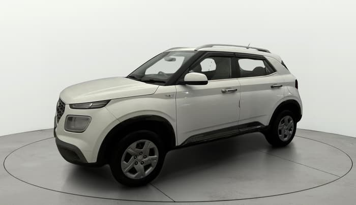 2021 Hyundai VENUE S 1.2, Petrol, Manual, 36,784 km, Left Front Diagonal