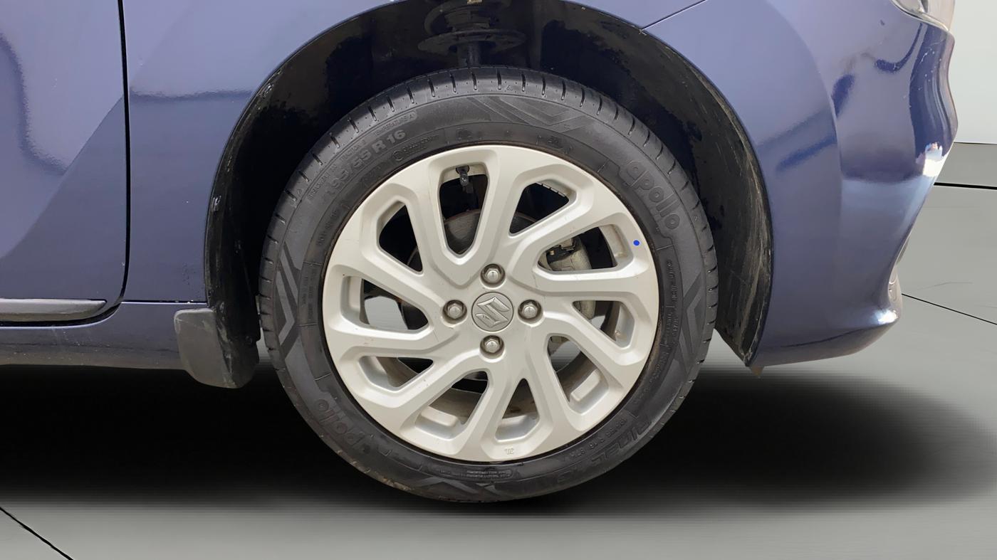 2023 Maruti Baleno ZETA 1.2 AGS, Petrol, Automatic, 13,205 km, Right Front Wheel