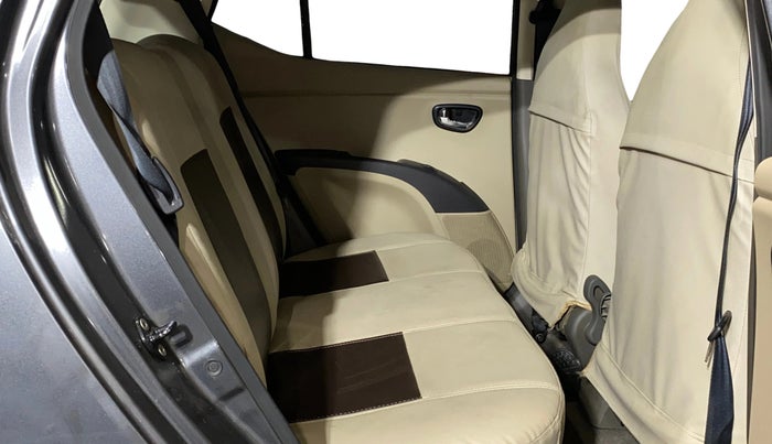 2013 Hyundai i10 MAGNA 1.2, Petrol, Manual, 21,011 km, Right Side Rear Door Cabin