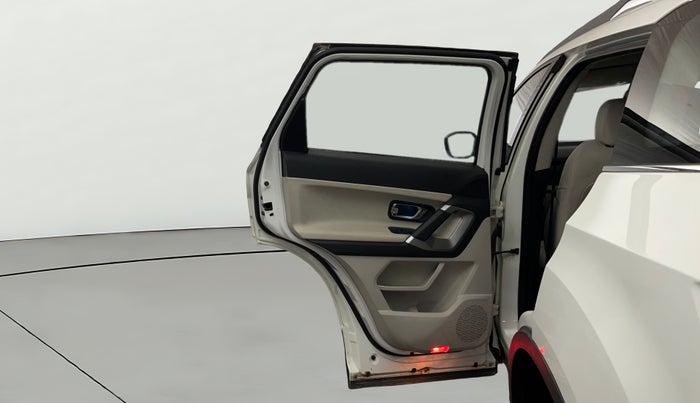 2021 Tata Safari XZA PLUS, Diesel, Automatic, 91,196 km, LHS Rear Door