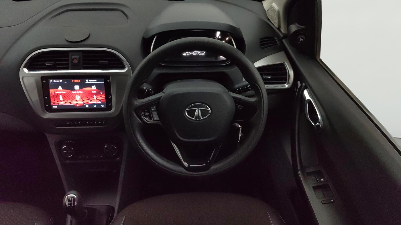 2019 Tata TIGOR XZ PLUS PETROL, Petrol, Manual, 45,615 km, Steering Wheel Close Up