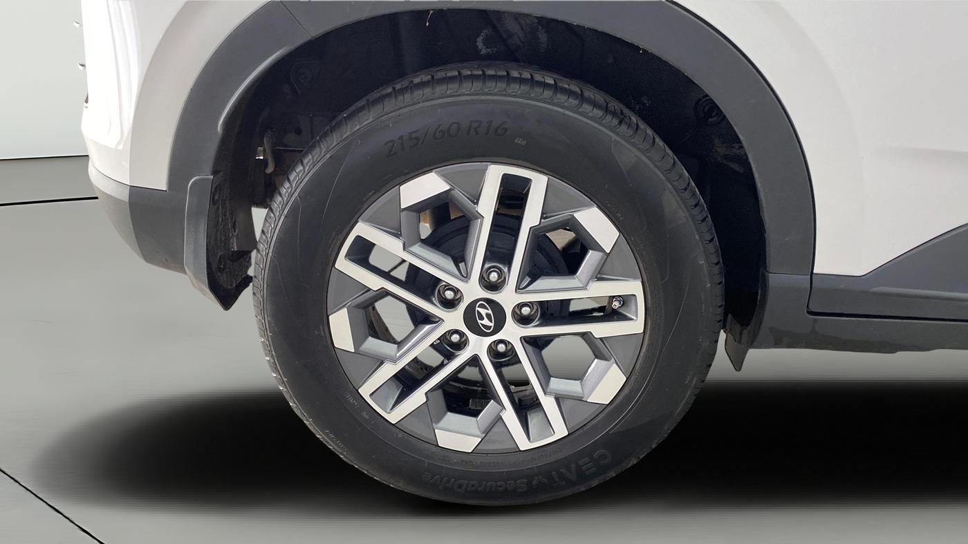 2023 Hyundai VENUE SX (O) MT 1.0 Turbo, Petrol, Manual, 12,162 km, Right Rear Wheel