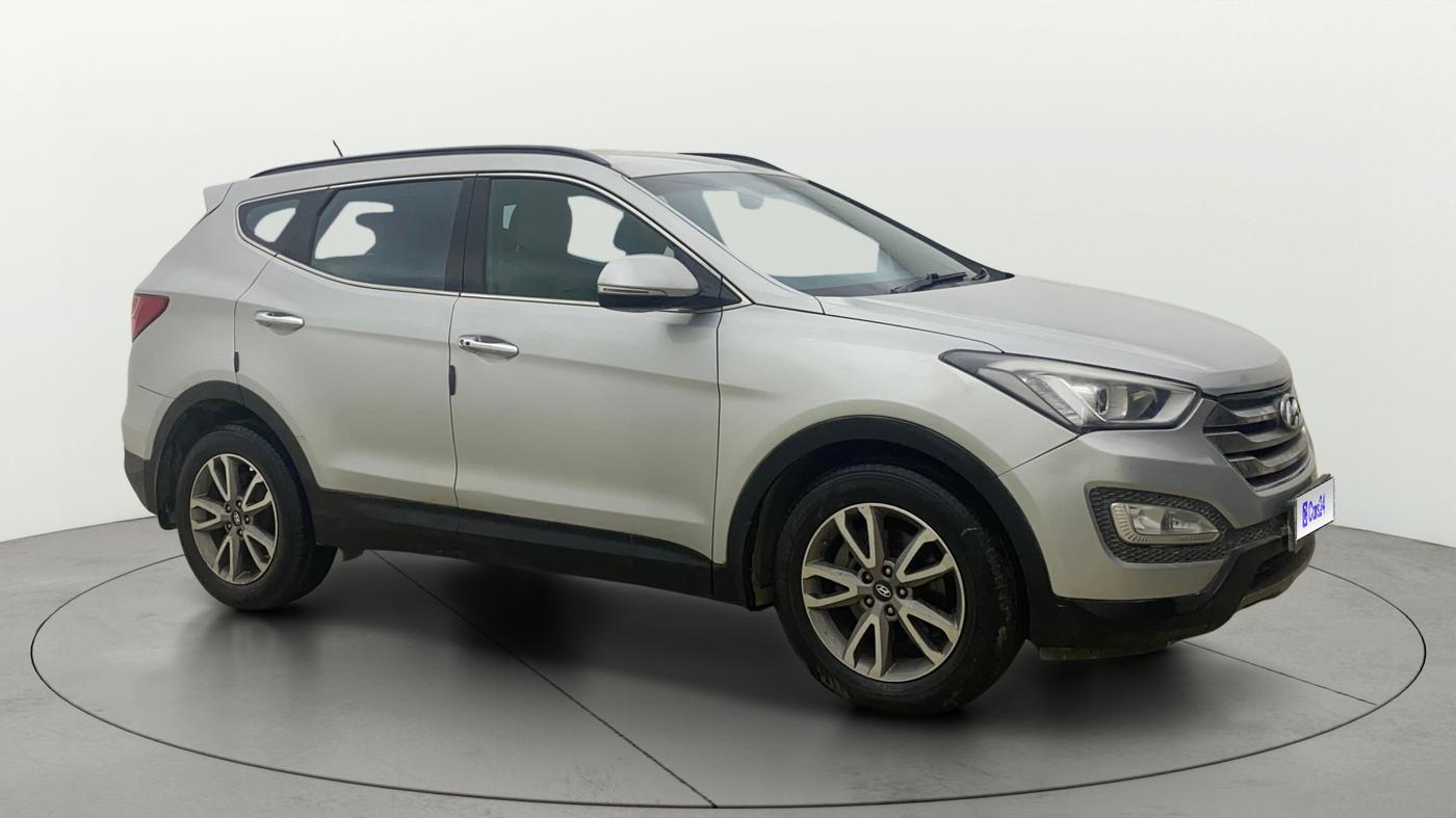 2014 Hyundai Santa Fe 4 WD AT, Diesel, Automatic, 1,45,736 km, Right Front Diagonal