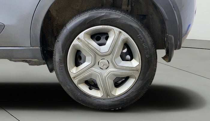 2018 Tata NEXON XE PETROL, Petrol, Manual, 98,561 km, Left Rear Wheel