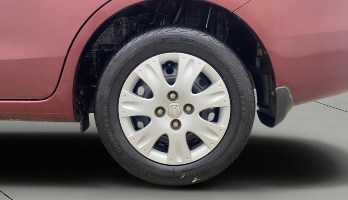 2013 Honda Amaze 1.2L I-VTEC S, Petrol, Manual, 57,131 km, Left Rear Wheel