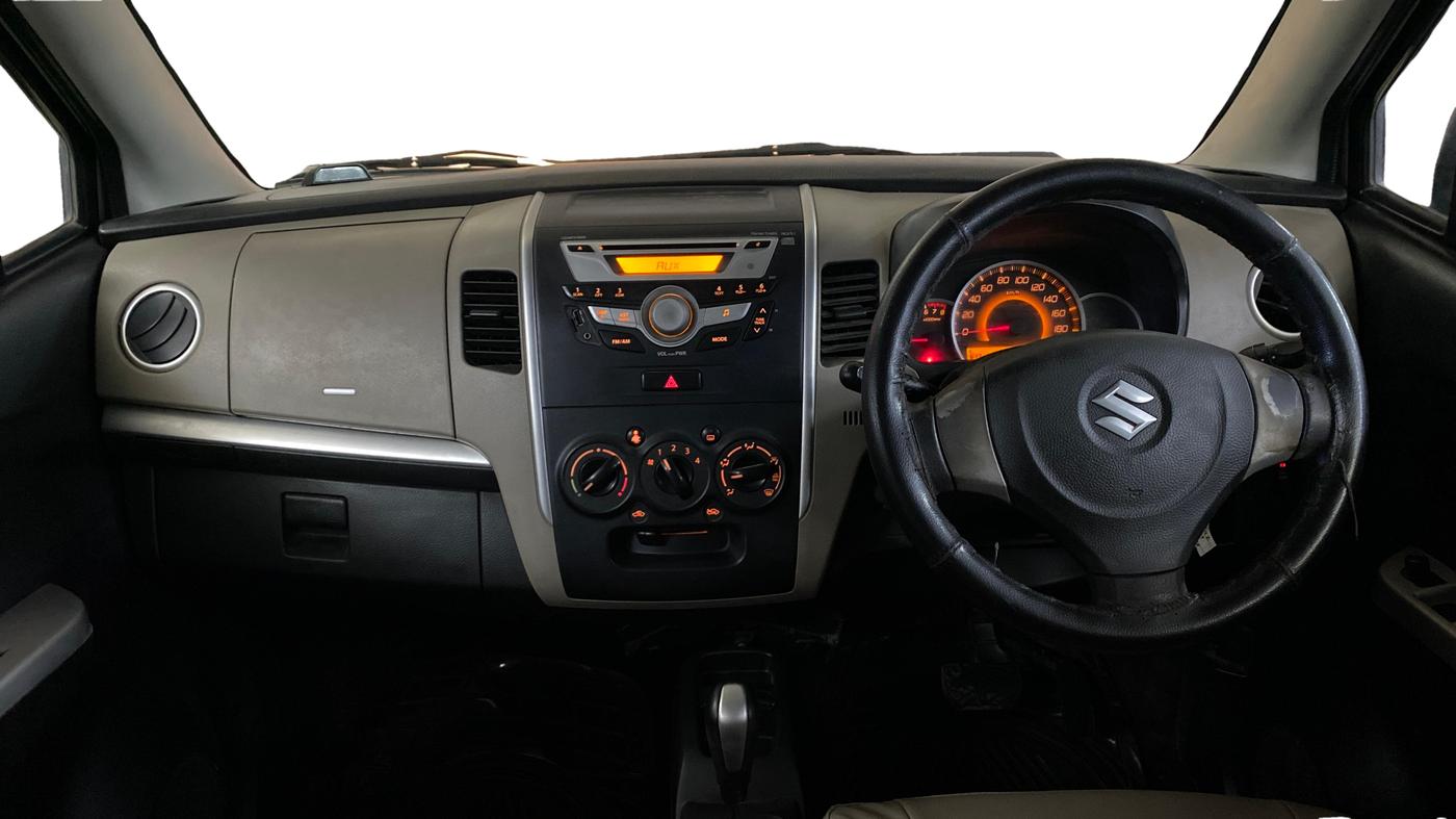 2015 Maruti Wagon R 1.0 VXI AMT, Petrol, Automatic, 62,258 km, Dashboard