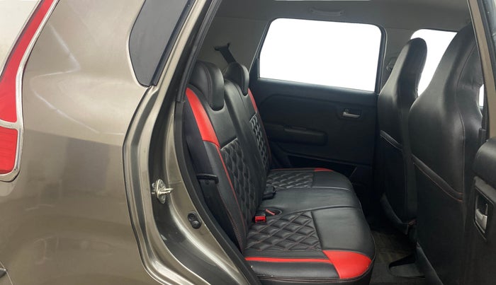 2020 Maruti New Wagon-R ZXI 1.2, Petrol, Manual, 67,694 km, Right Side Rear Door Cabin