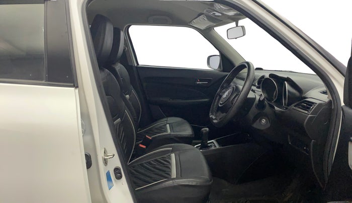2018 Maruti Swift VXI AMT, Petrol, Automatic, 47,324 km, Right Side Front Door Cabin