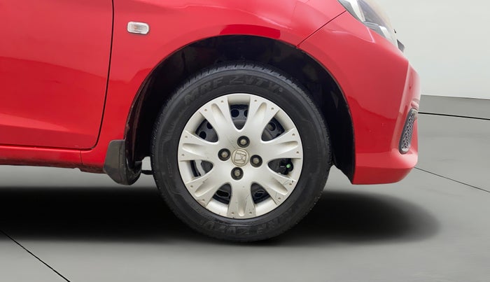 2017 Honda Brio S MT, Petrol, Manual, 75,417 km, Right Front Wheel