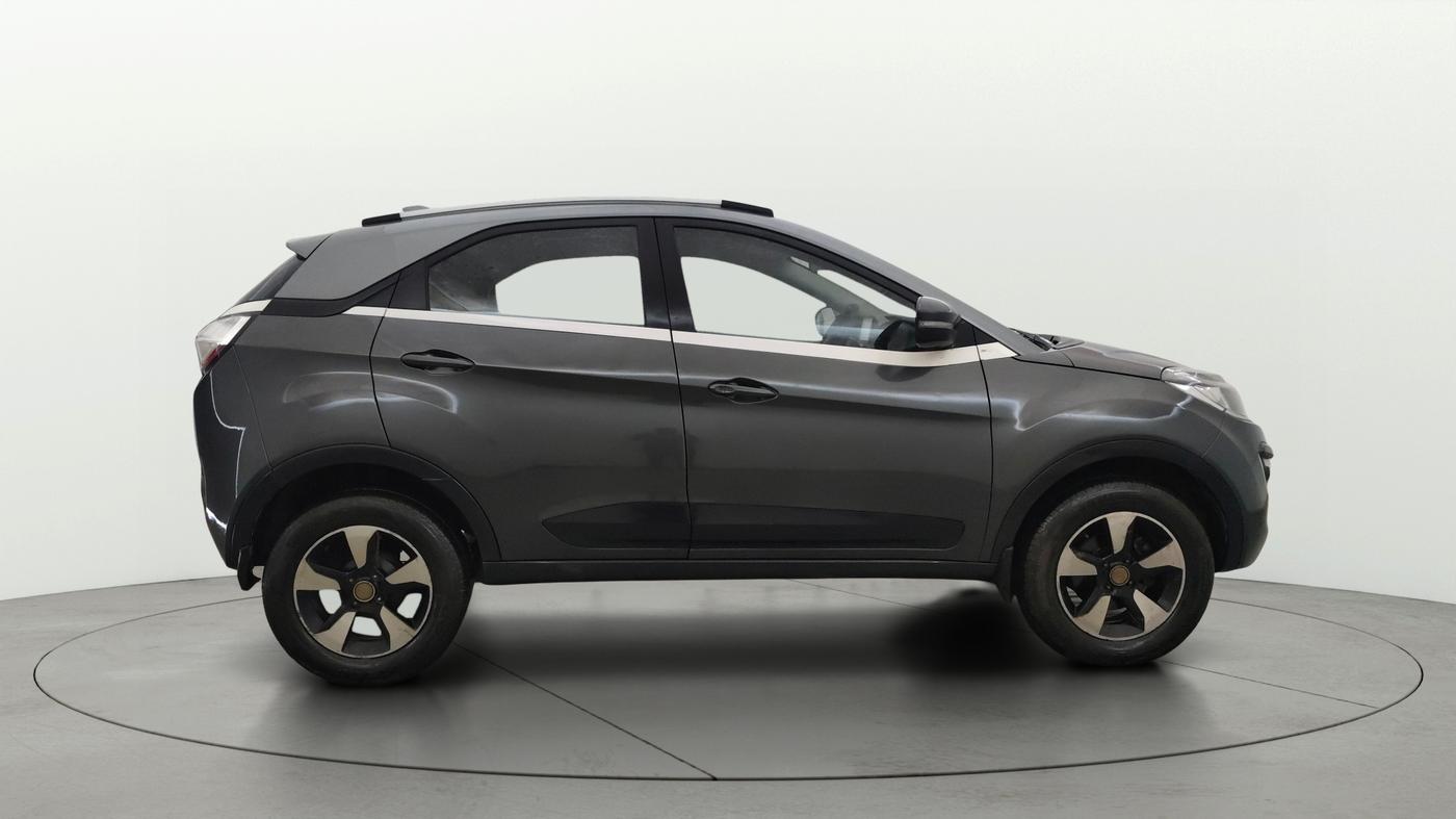 2017 Tata NEXON XZ PLUS PETROL, Petrol, Manual, 59,994 km, Right Side View