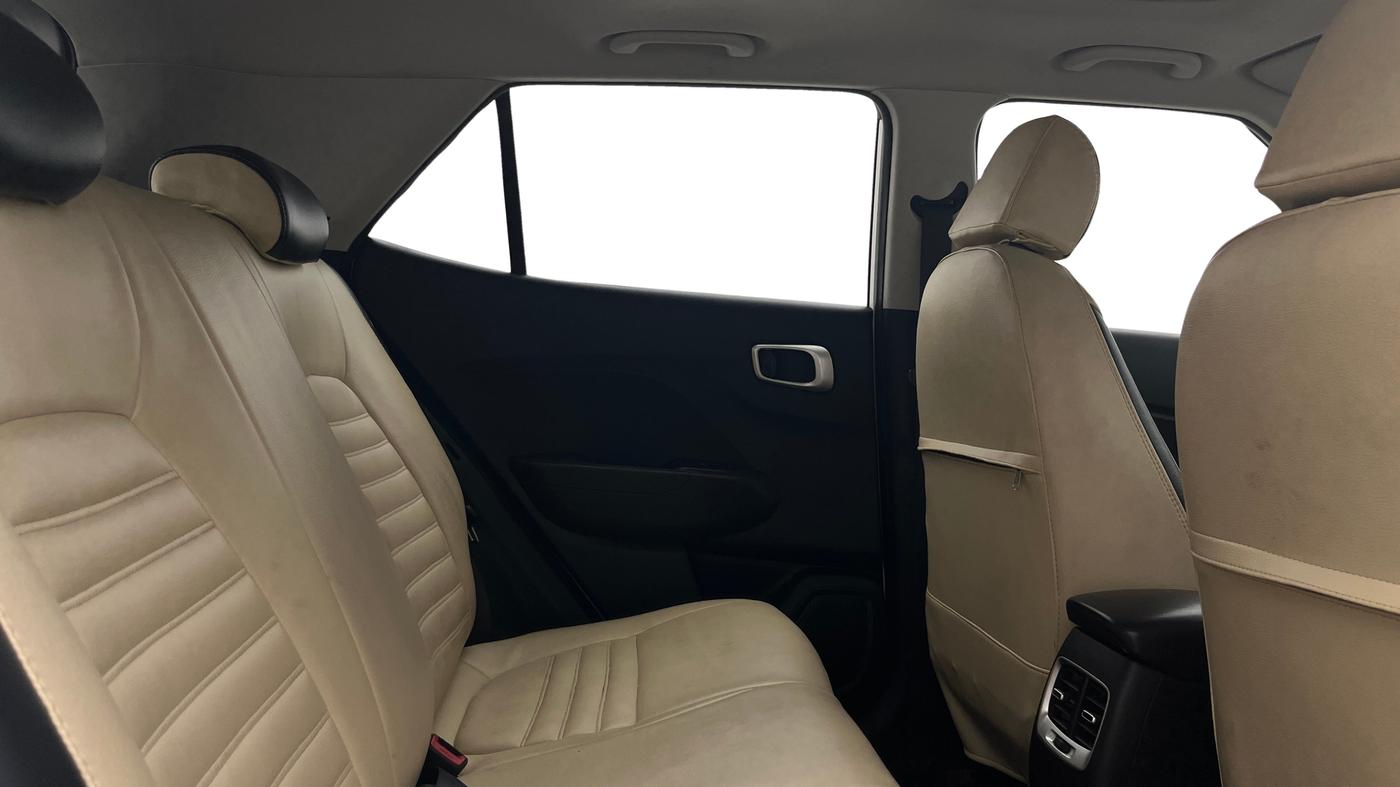 2019 Hyundai VENUE SX PLUS 1.0 TURBO DCT, Petrol, Automatic, 39,690 km, Right Side Rear Door Cabin