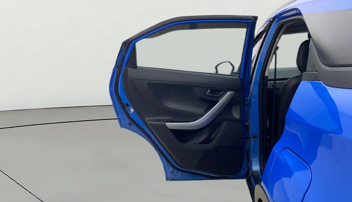 2021 Tata NEXON XMA SUNROOF PETROL, Petrol, Automatic, 20,203 km, LHS Rear Door