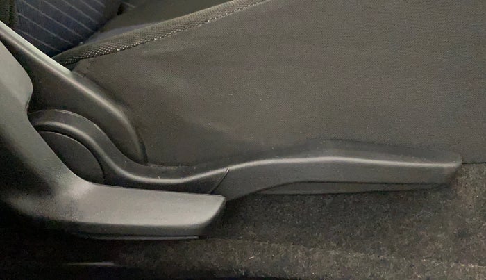 2021 Maruti Baleno ALPHA CVT PETROL 1.2, Petrol, Automatic, 30,052 km, Driver Side Adjustment Panel