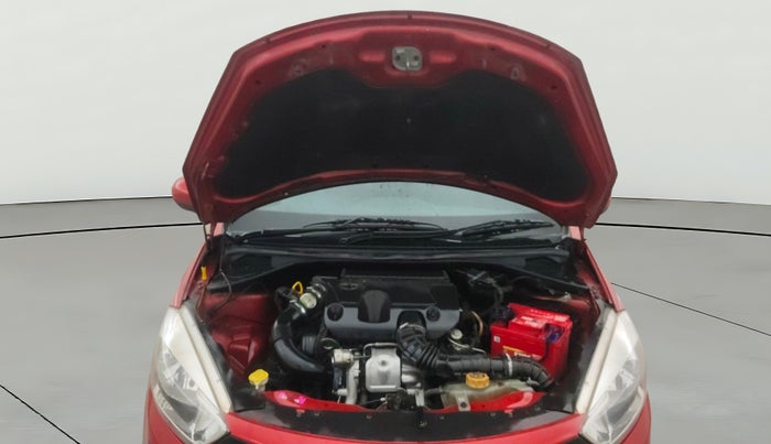 2018 Tata Tiago XT DIESEL, Diesel, Manual, 91,607 km, Open Bonet