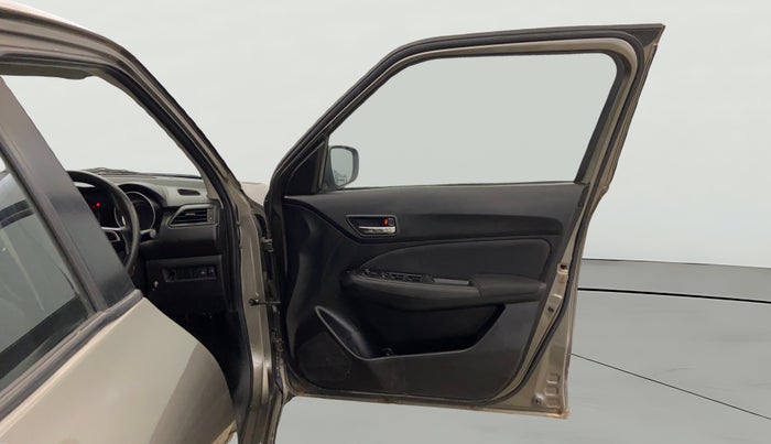 2020 Maruti Swift VXI AMT, Petrol, Automatic, 43,040 km, RHS Front Door