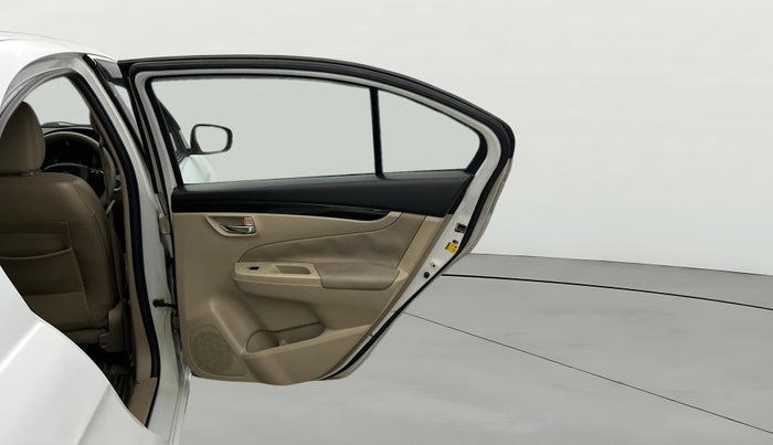 2015 Maruti Ciaz ZXI AT, Petrol, Automatic, 95,726 km, RHS Rear Door