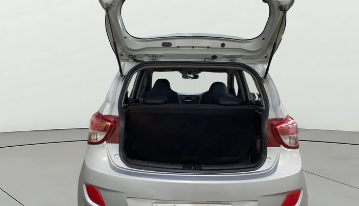 2016 Hyundai Grand i10 ASTA (O) 1.2 KAPPA VTVT, Petrol, Manual, 72,602 km, Boot Open Zoomed View