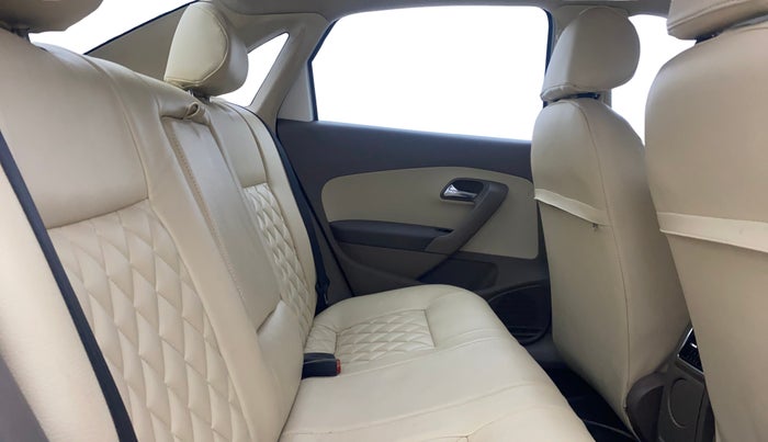 2013 Skoda Rapid AMBITION 1.6 TDI CR MT PLUS, Diesel, Manual, 81,509 km, Right Side Rear Door Cabin