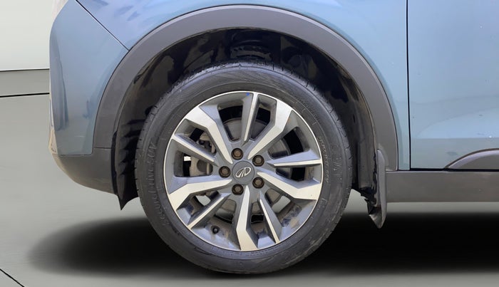 2021 Mahindra XUV300 W8 (O) 1.2 PETROL AMT, Petrol, Automatic, 78,608 km, Left Front Wheel