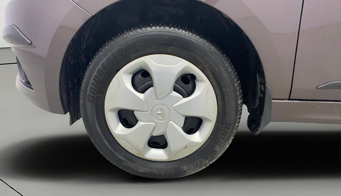 2017 Tata Tiago XT PETROL, Petrol, Manual, 26,993 km, Left Front Wheel