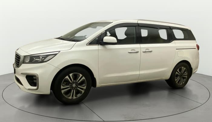 2020 KIA CARNIVAL PRESTIGE 2.2 7 STR, Diesel, Automatic, 1,21,694 km, Left Front Diagonal