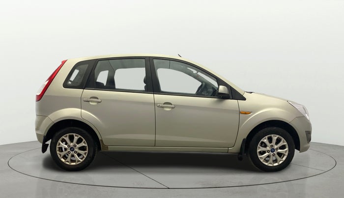 2013 Ford Figo TITANIUM 1.4 DIESEL, Diesel, Manual, 1,33,384 km, Right Side View