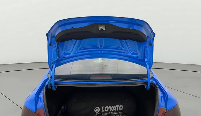 2014 Hyundai Verna FLUIDIC 1.6 VTVT SX, CNG, Manual, 58,980 km, Boot Door Open