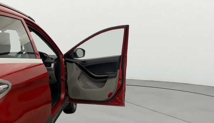 2019 Tata NEXON XM PETROL, Petrol, Manual, 34,640 km, RHS Front Door