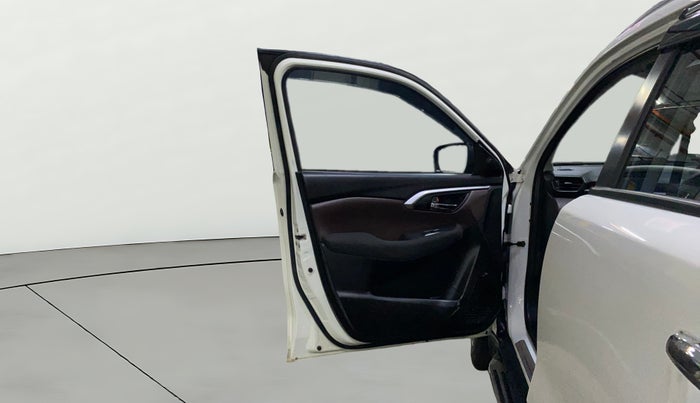 2023 Maruti Grand Vitara DELTA SMART HYBRID, Petrol, Manual, 22,083 km, LHS Front Door