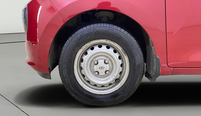 2018 Hyundai NEW SANTRO MAGNA CNG, CNG, Manual, 63,623 km, Left Front Wheel