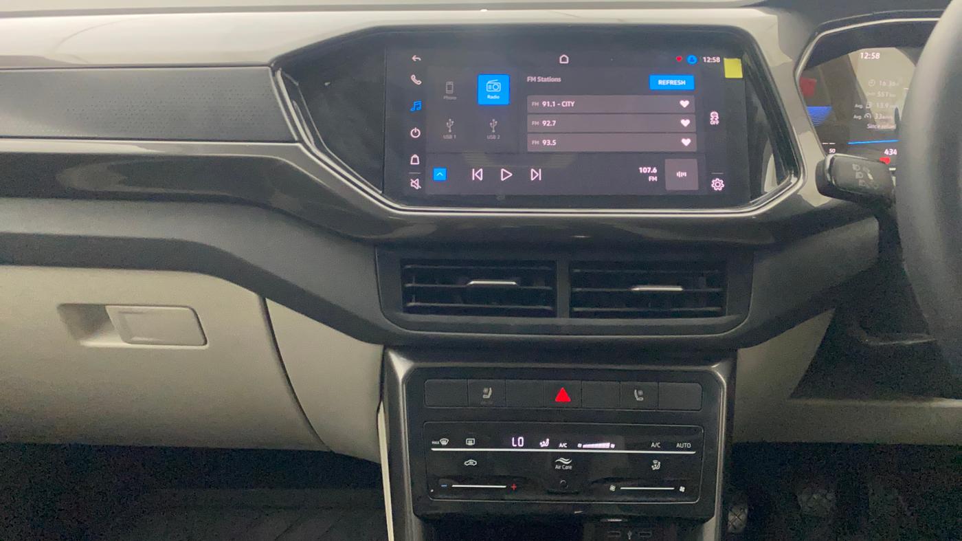 2022 Volkswagen TAIGUN TOPLINE 1.0 TSI MT, Petrol, Manual, 43,385 km, Air Conditioner