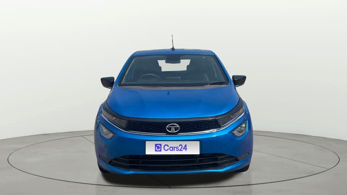 2022 Tata ALTROZ XZ PETROL, Petrol, Manual, 1,10,096 km, Front