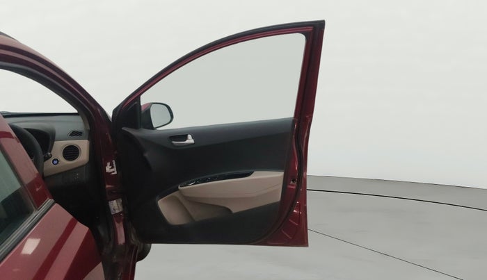 2015 Hyundai Grand i10 ASTA 1.2 KAPPA VTVT, Petrol, Manual, 1,24,952 km, RHS Front Door