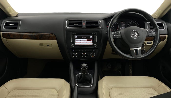 2014 Volkswagen Jetta HIGHLINE TDI, Diesel, Manual, 70,639 km, Dashboard