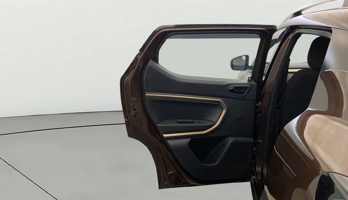 2022 Renault Kiger RXT MT, Petrol, Manual, 30,854 km, LHS Rear Door