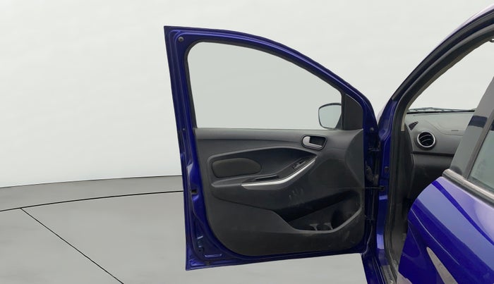 2016 Ford New Figo TITANIUM 1.2 PETROL MT, Petrol, Manual, 84,704 km, LHS Front Door